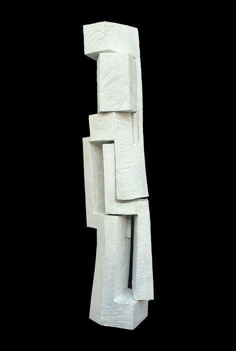 White I (2016), Nussbaum gefärbt, 90 x 24 x 22 cm